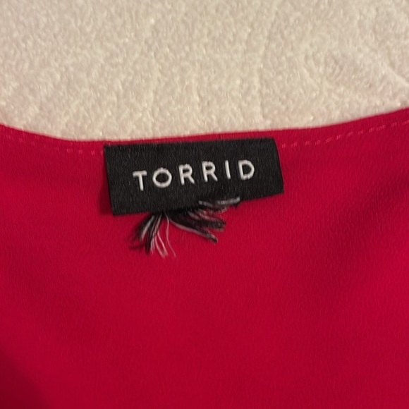 Torrid Lace V-neck Red Tank Top Women’s Plus 1 / 1XL Layering A-line - Picture 5 of 7